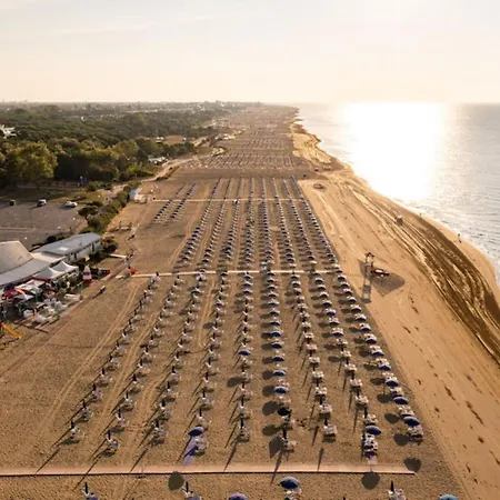 Beachside Flat With Balcony * Bibione